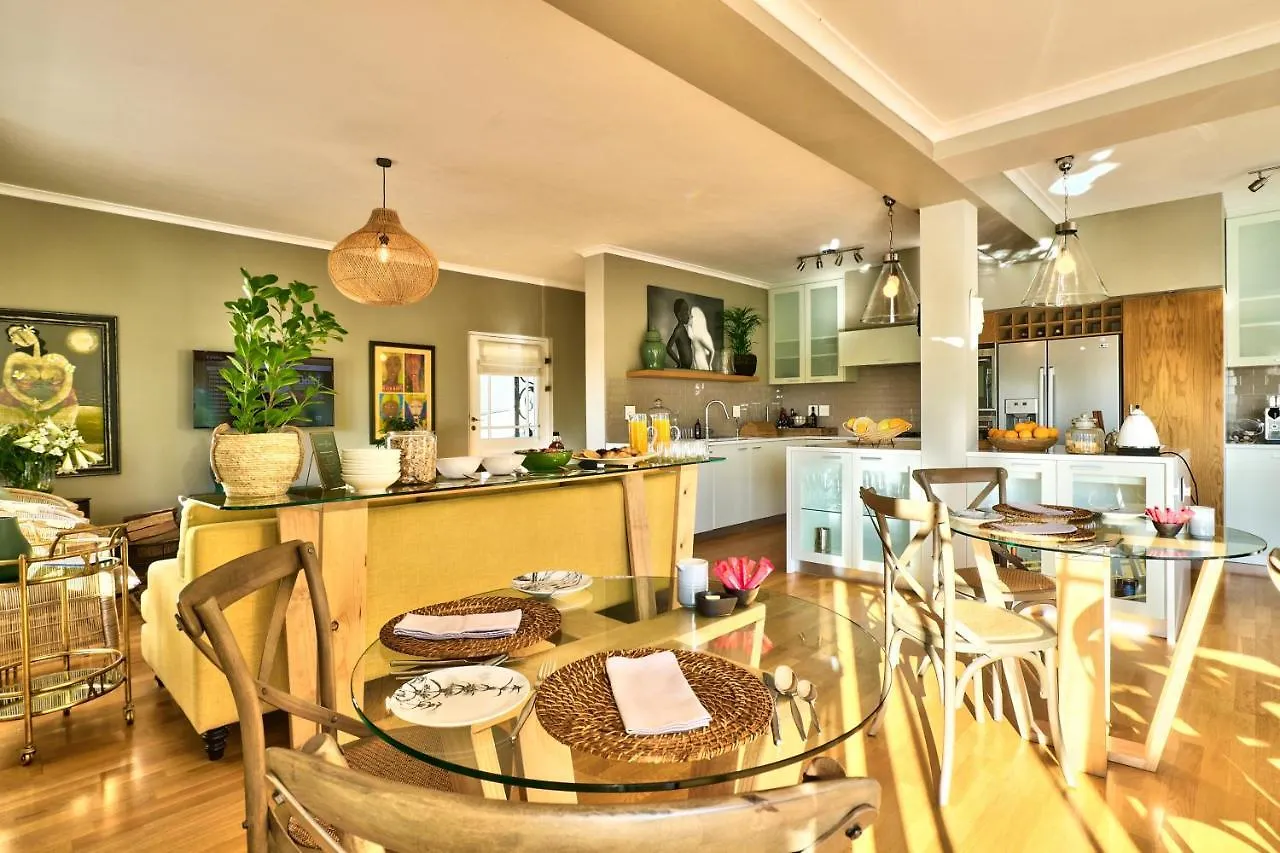 Devonport House Bed & Breakfast Cape Town